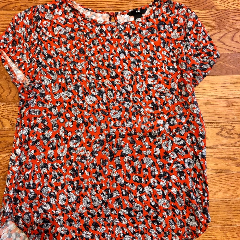 Funky blouse! - Picture 5 of 5